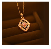 Pink Mother-of-Perle Schmuckset aus 18K gold-plated silver