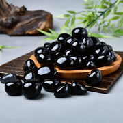 Schwarzer Obsidian Trommelstein 2