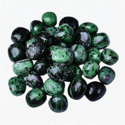 Rubin-Zoisit Trommelstein 2